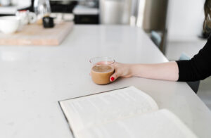 6 Simple Devotionals For Busy Moms