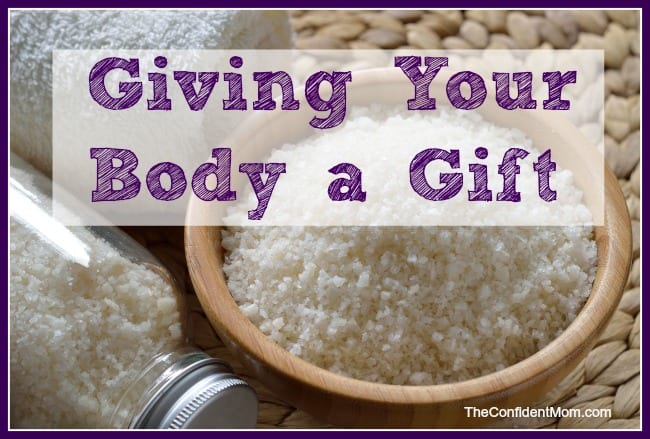 Giving Your Body a Gift: Epsom Salt Baths Giving Your Body a Gift: Epsom Salt Baths