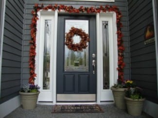 simple fall decorating for your entryway